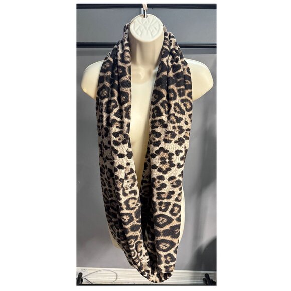 Leopard Print Infinity Scarf - Picture 3 of 3